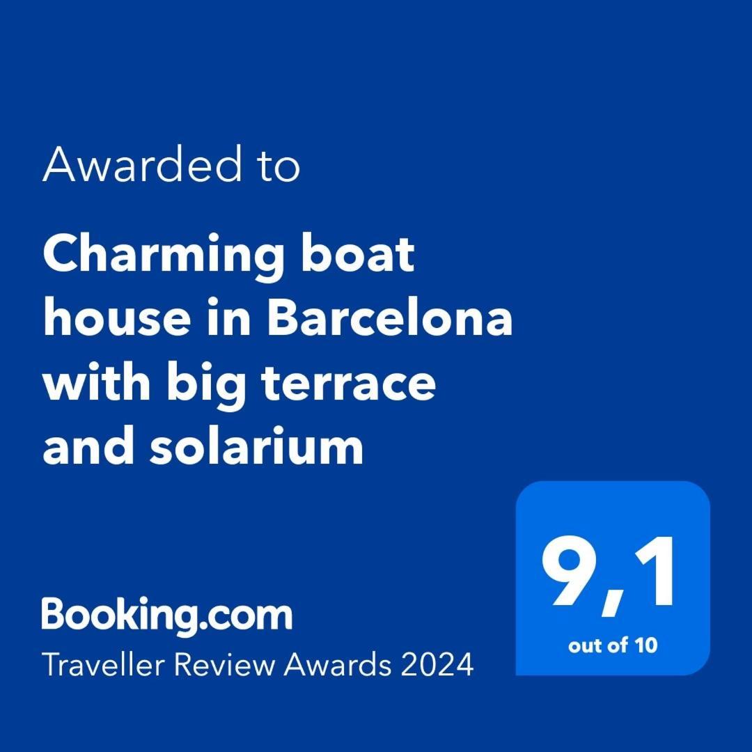 Charming Boat House In Barcelona With Big Terrace And Solarium Hotel ซานต์อาเตรียเดเบซอซ ภายนอก รูปภาพ